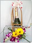 This gift says it with style! The perfect way to celebrate any occasion, or just to say "Thank You" or "Congratulations".  For colleagues, friends and family, it is the perfect gift. Available in a fruit wine or champagne.
